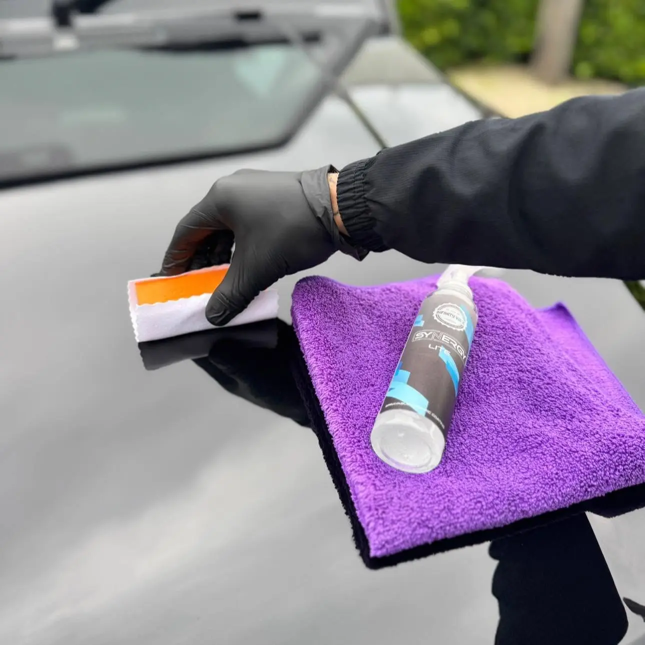 Deep gloss on paintwork after a machine polish and ceramic coating